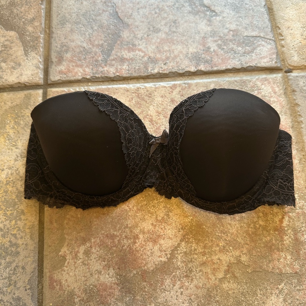 Victoria's Secret Black Lace Bra